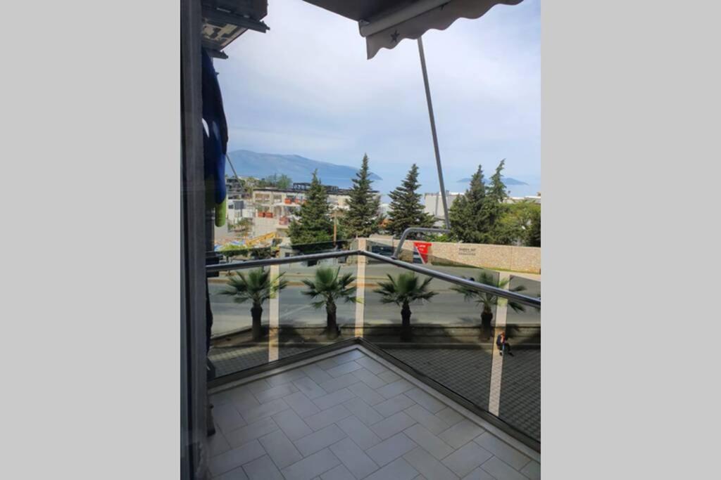 Darla Sea View Apartment Vlorë エクステリア 写真