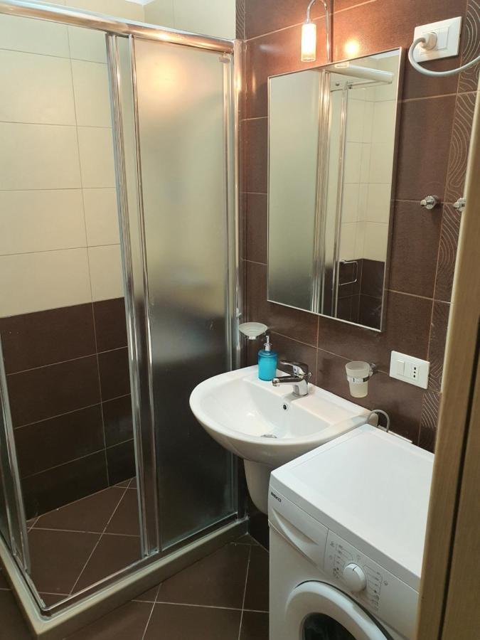 Darla Sea View Apartment Vlorë エクステリア 写真